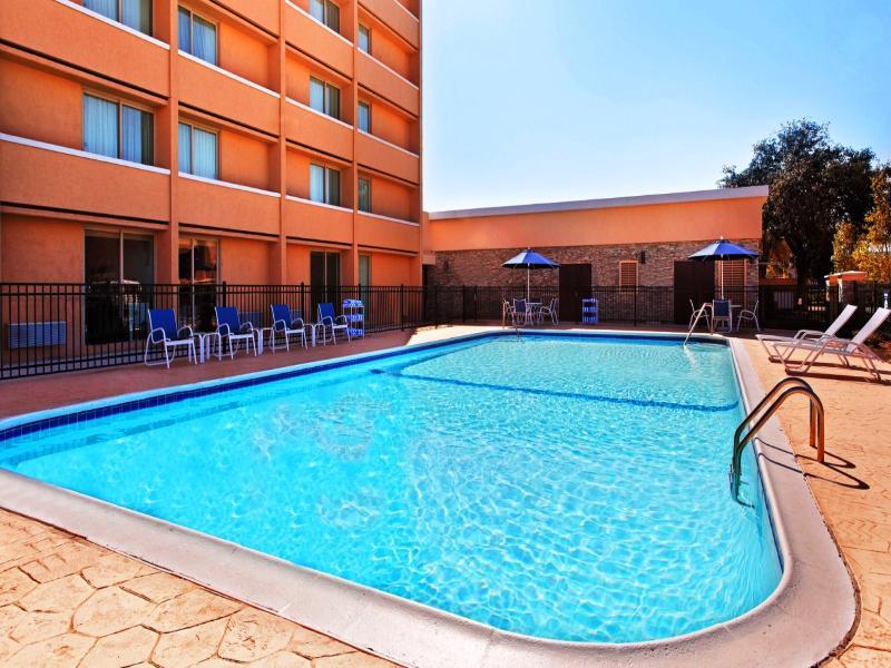 Four Points By Sheraton קולג' סטיישן מראה חיצוני תמונה