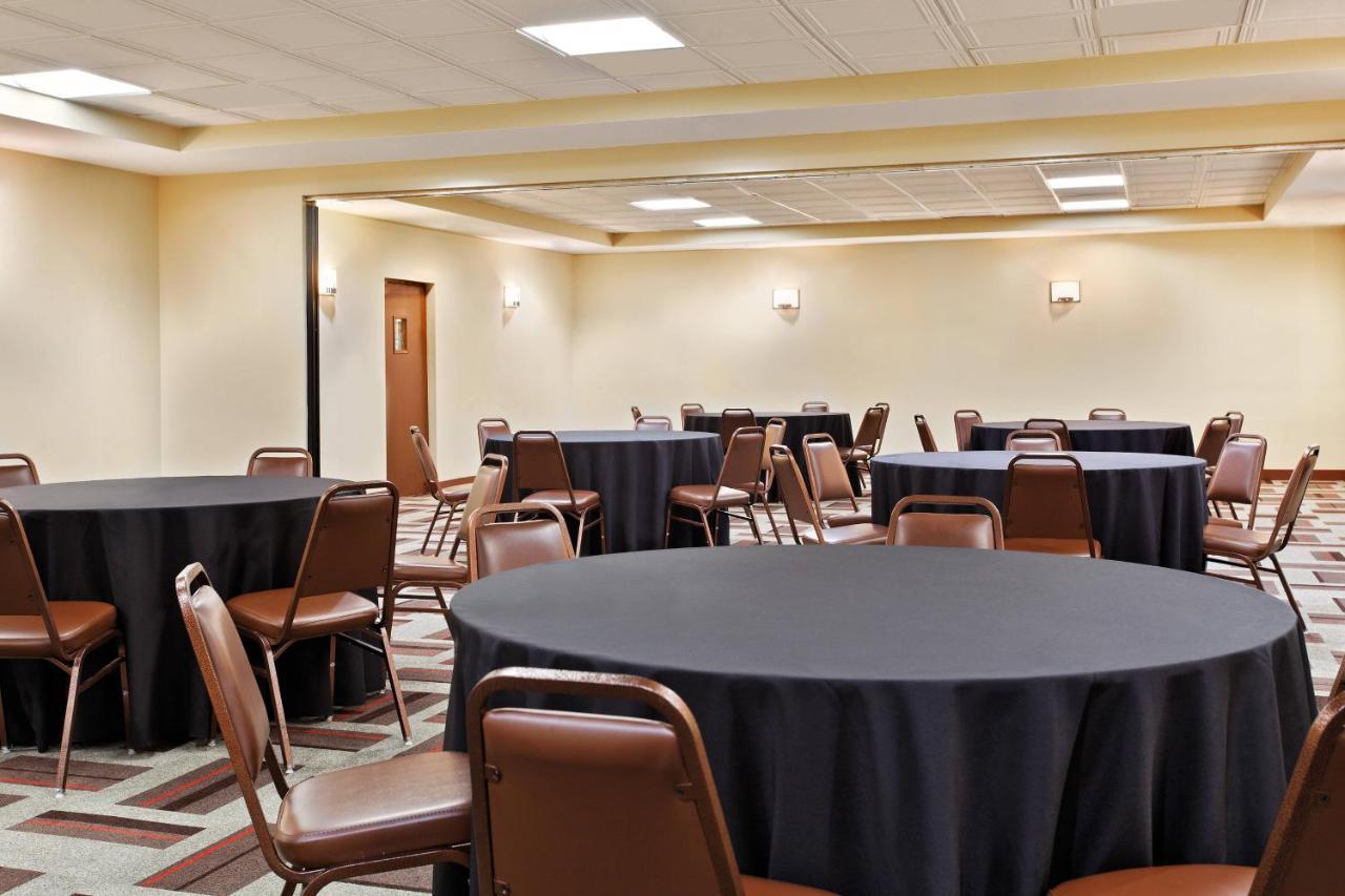 Four Points By Sheraton קולג' סטיישן מראה חיצוני תמונה